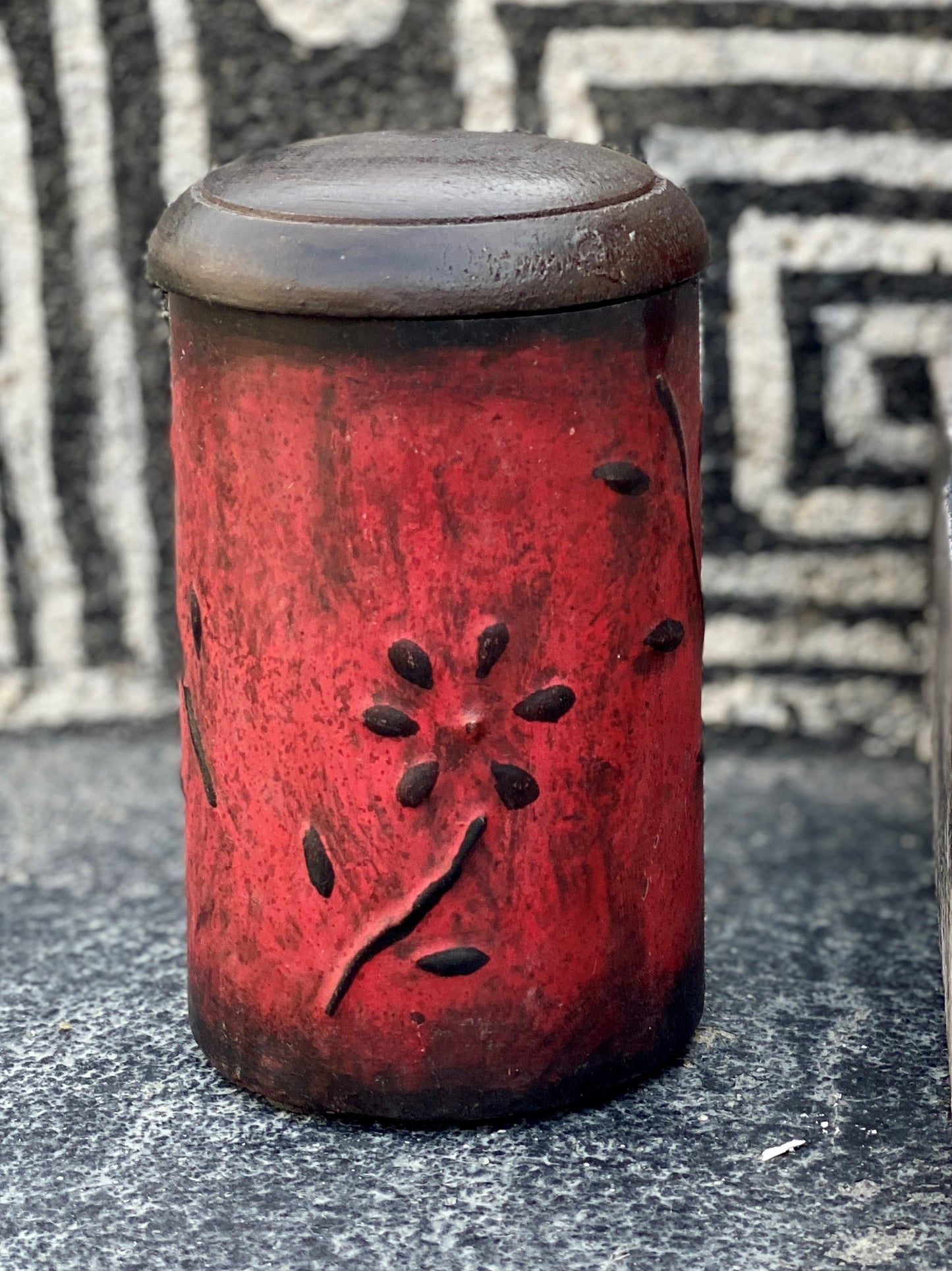 Chilli Pot with Wooden Lid - Red I Soy Candle