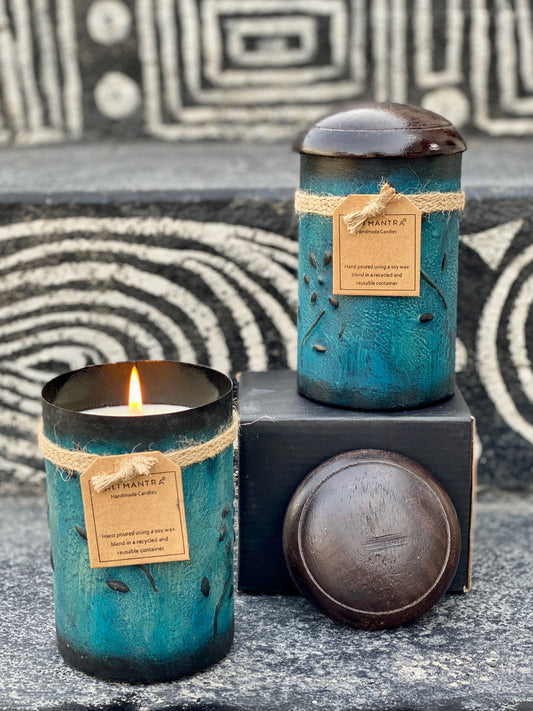 Chilli Pot with Wooden Lid - Blue I Soy Wax Candle