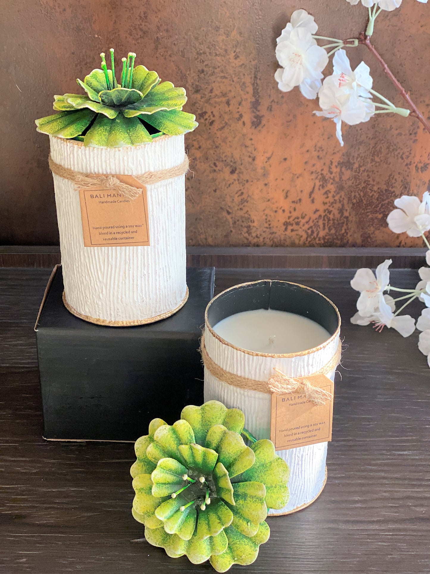 Hibiscus flower Lid with Spice Tin - Green I Soy Wax Candle