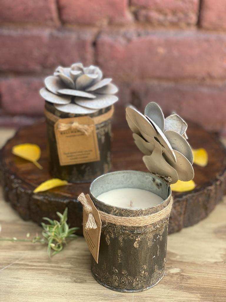 Spice Tin with Camellia Flower Lid I Soy Wax Candle